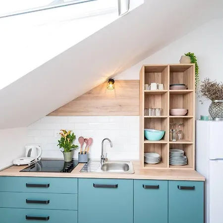 11 - New And Bright 3-bedroom 아파트