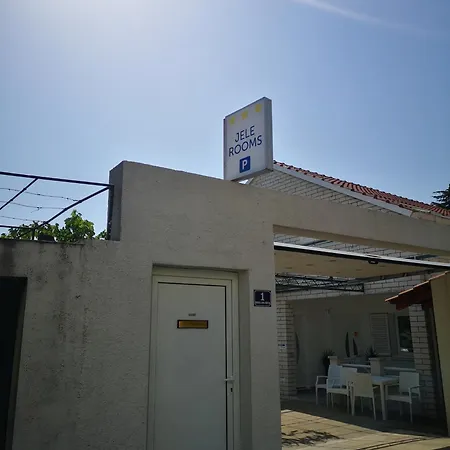 Apartmán 11 - New And Bright 3-bedroom