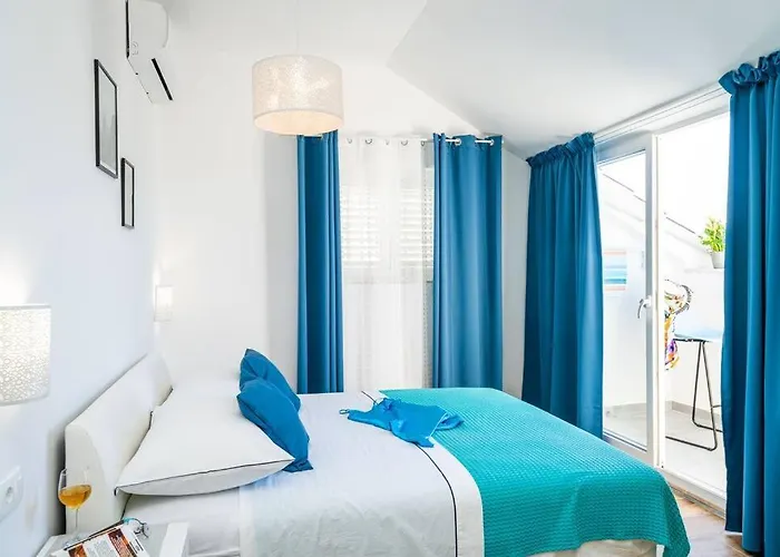 11 - New And Bright 3-bedroom Διαμέρισμα *