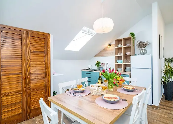 Apartmán 11 - New And Bright 3-bedroom