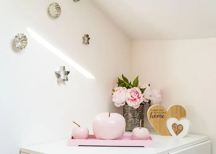 11 - New And Bright 3-bedroom