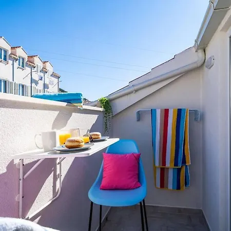 Apartamento 11 - New And Bright 3-bedroom